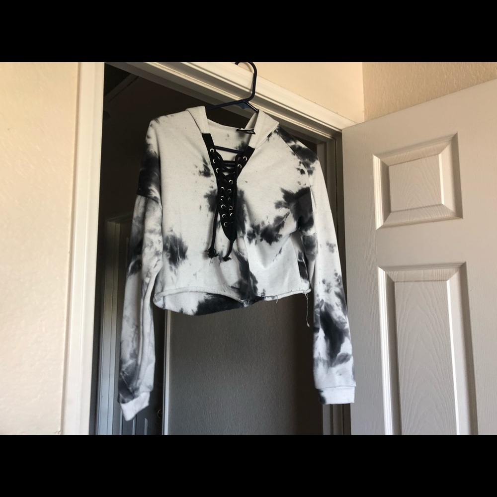 Cropped hoodie